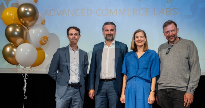 Bernhard Erkinger, Geschäftsführer, ACL advanced commerce labs GmbH, Robert Hadzetovic, Logistic Solutions und E-Commerce, Österreichische Post AG, Clarissa Groll, Geschäftsführerin, ACL advanced commerce labs GmbH, und Michael Blaschitz, EOSS Industries Holding